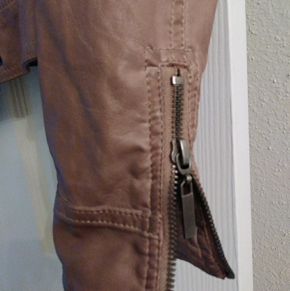 Brown Jacket - Picture 6 of 8